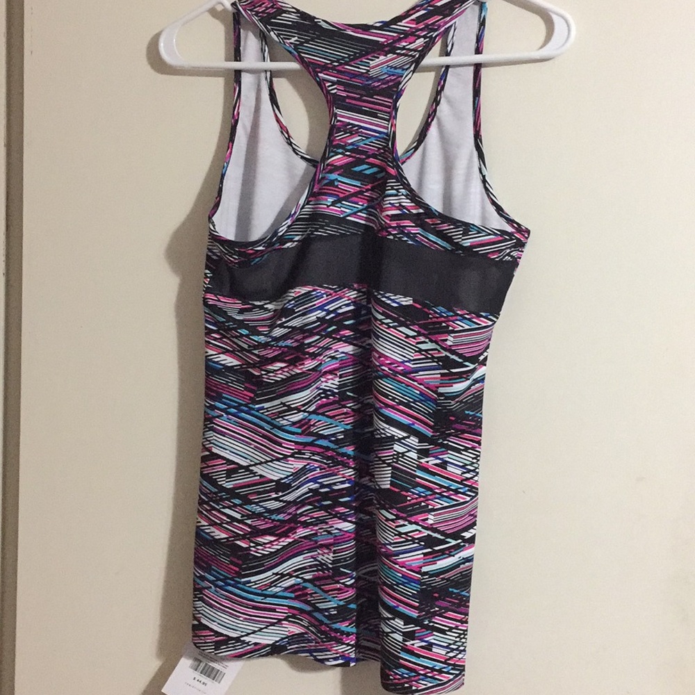 NWT Fabletics Tank - Picture 2 of 3